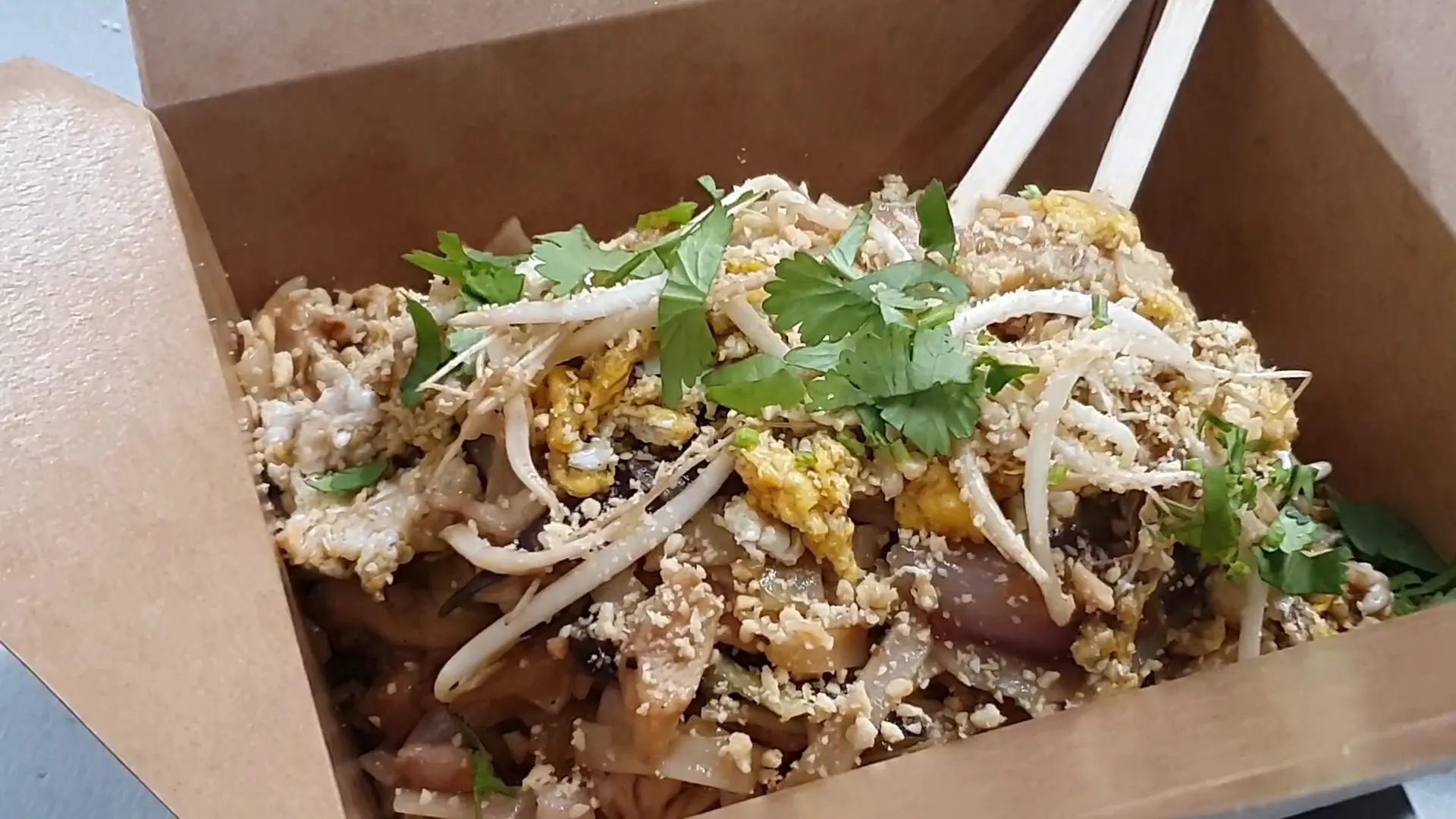 Pad Thai v krabičce s sebou
